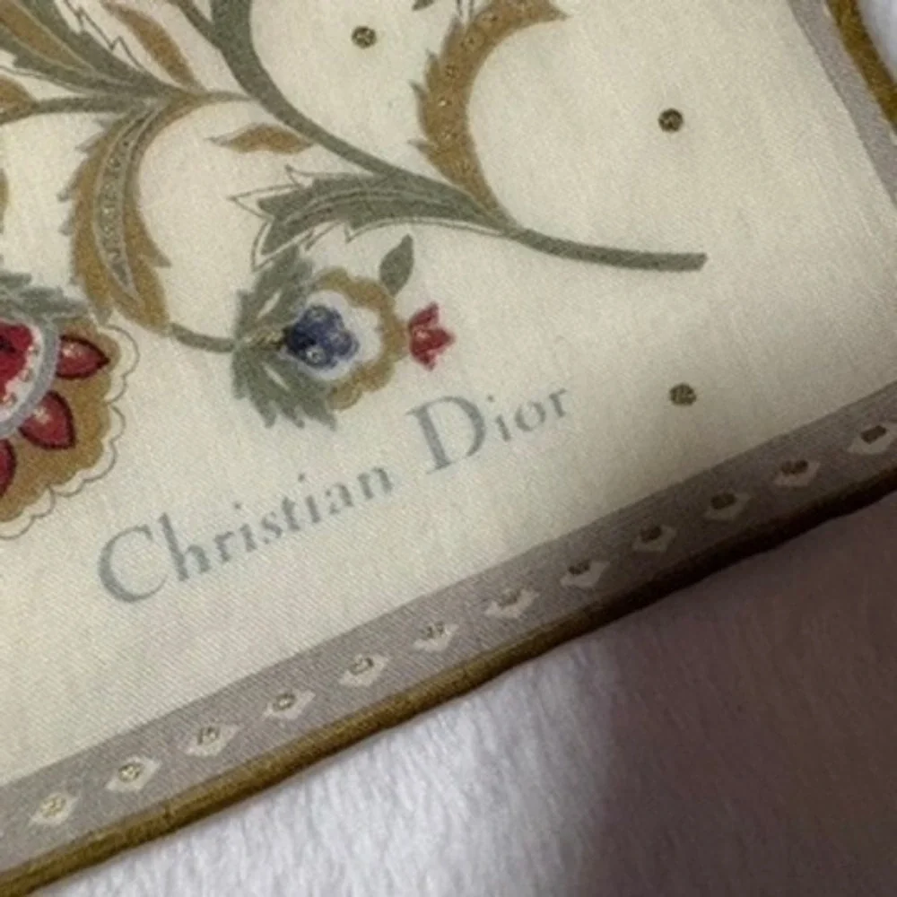 Vtg CHRISTIAN DIOR Scarf Handkerchief Floral Cream Red 18.5